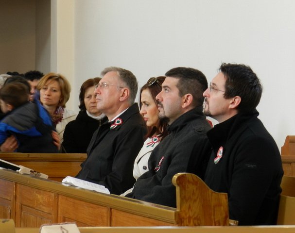 2017. március 15. 05